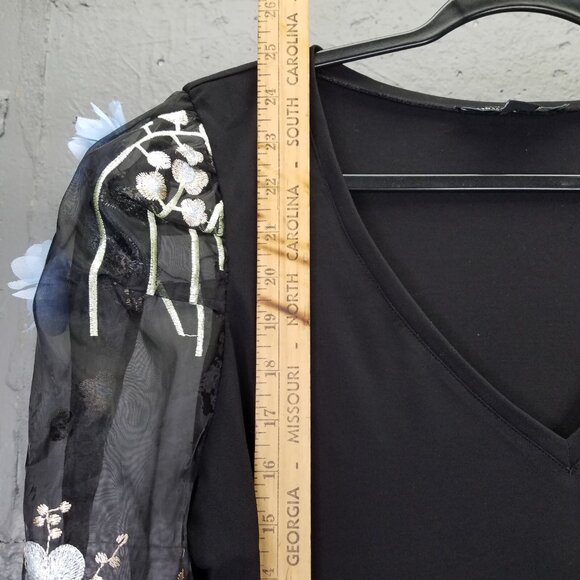 Boston Proper Blouse Sz L 3-D Floral Embellished Organza Sheer Puff Sleeve Black - Picture 14 of 16